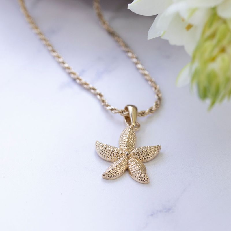 Gold-plated Starfish Necklace