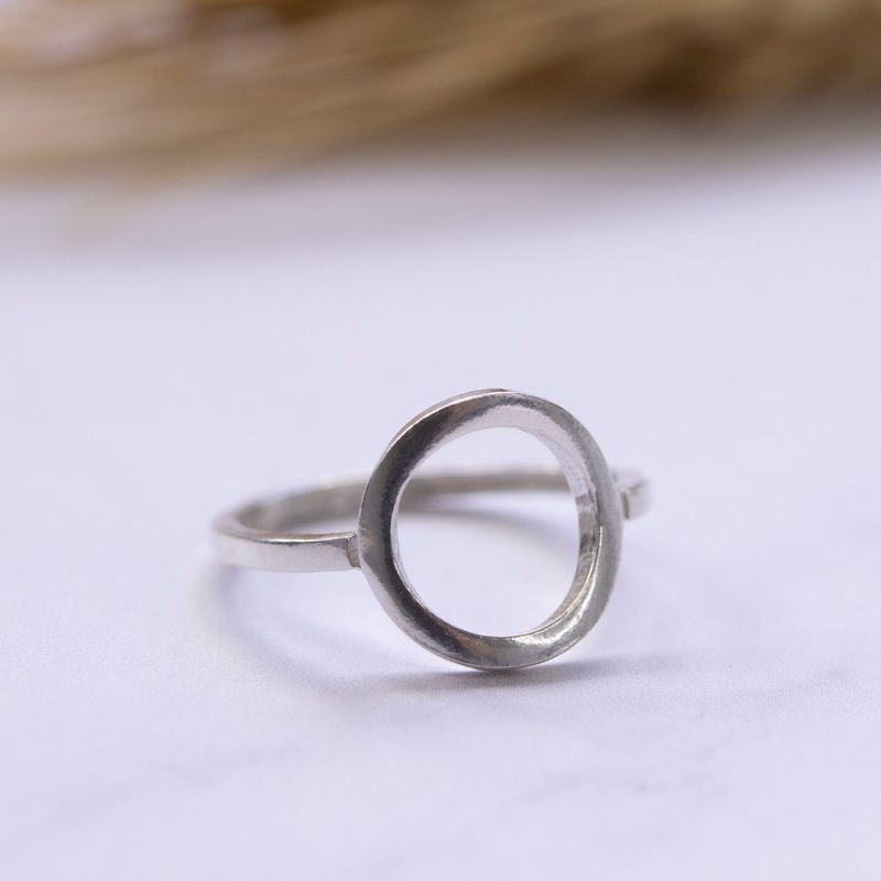 Round Geometric Ring (folder r107)